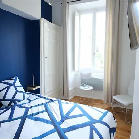 Luxueux T3 Centre-ville, 4 Pers, Proche Thermes Et Telecabine - Fr-1-313-172 Bagneres-de-Luchon