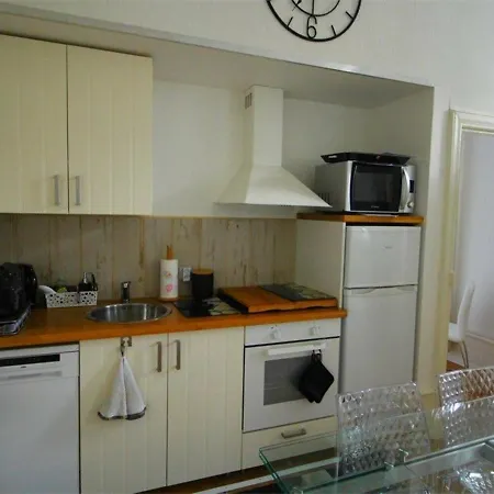 Luxueux T3 Centre-ville, 4 Pers, Proche Thermes Et Telecabine - Fr-1-313-172 Apartment Bagneres-de-Luchon