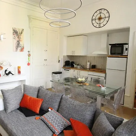 Luxueux T3 Centre-ville, 4 Pers, Proche Thermes Et Telecabine - Fr-1-313-172 Apartment