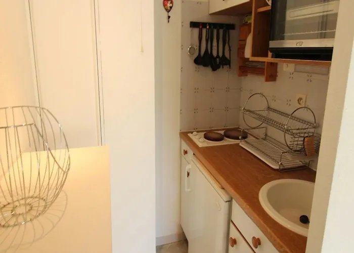 Luchon : T3 Cosy Pour 4 Pers, Au Pied Du Telecabine, Parking Prive - Fr-1-313-204 Bagnères-de-Luchon